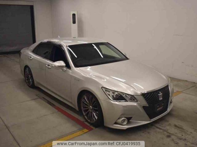 toyota crown-hybrid 2013 quick_quick_DAA-AWS210_6040190 image 1