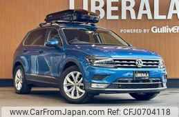 volkswagen tiguan 2017 -VOLKSWAGEN--VW Tiguan ABA-5NCZE--WVGZZZ5NZHW434052---VOLKSWAGEN--VW Tiguan ABA-5NCZE--WVGZZZ5NZHW434052-