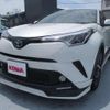 toyota c-hr 2017 quick_quick_DAA-ZYX10_ZYX10-2058950 image 12