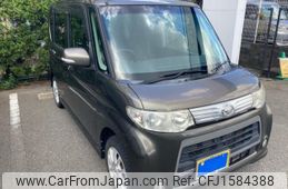 daihatsu tanto 2011 CFJ1584388