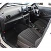 toyota yaris-cross 2022 quick_quick_6AA-MXPJ10_MXPJ10-3044160 image 19