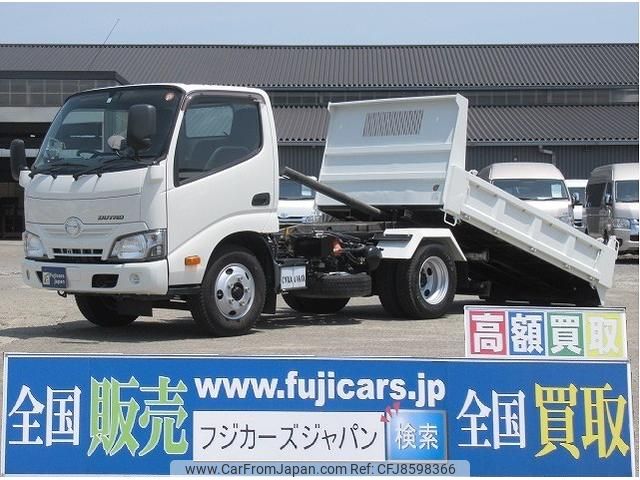 hino dutro 2018 GOO_NET_EXCHANGE_0402763A30230519W001 image 1