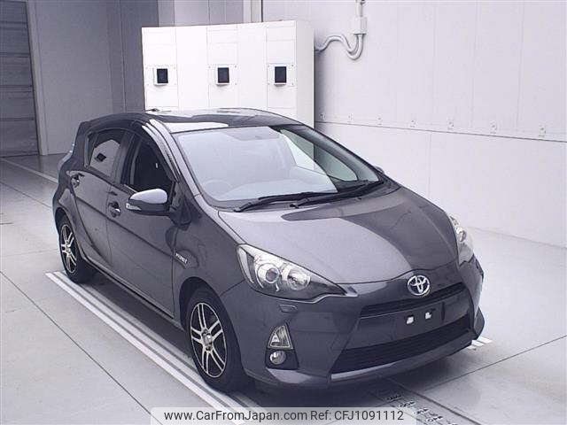 toyota aqua 2013 -TOYOTA--AQUA NHP10-2167520---TOYOTA--AQUA NHP10-2167520- image 1