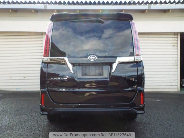toyota esquire 2019 CFJ1627649 image 2