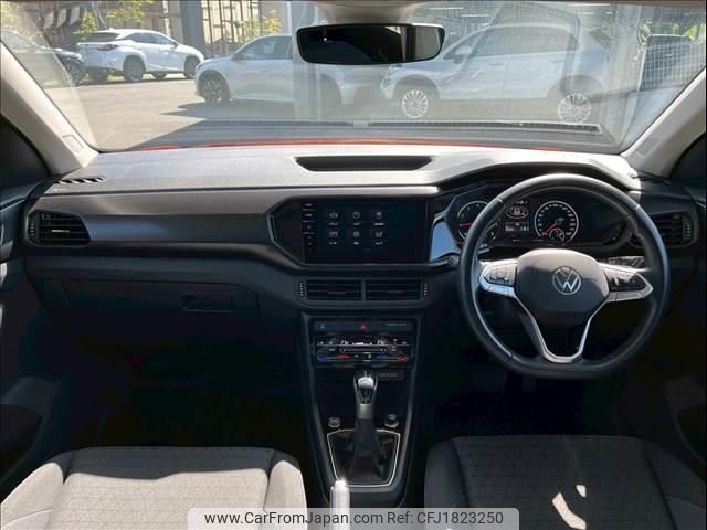 volkswagen t-cross 2023 CFJ1823250 image 2