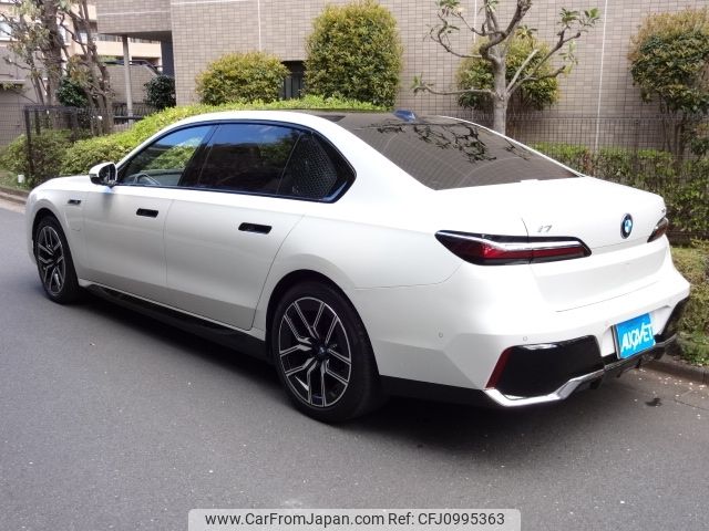 bmw bmw-others 2023 -BMW--BMW i7 ZAA-52EJ89--WBY52EJ080CM67045---BMW--BMW i7 ZAA-52EJ89--WBY52EJ080CM67045- image 2