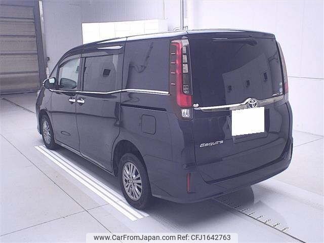 toyota esquire 2016 CFJ1642763 image 2