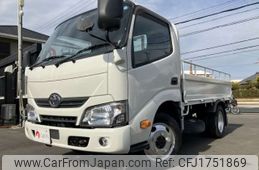 toyota dyna-truck 2017 CFJ1751869