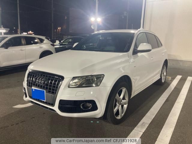 audi q5 2010 CFJ1831928 image 1