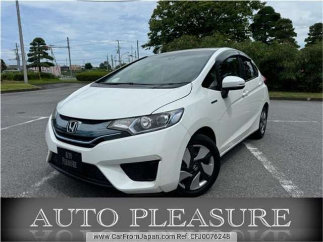 honda fit 2015 -HONDA--Fit DAA-GP5--GP5-4200230---HONDA--Fit DAA-GP5--GP5-4200230- image 1