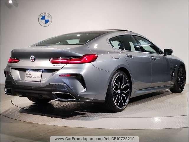 bmw 8-series 2022 quick_quick_3BA-GV30_WBAGV22050CL24551 image 2