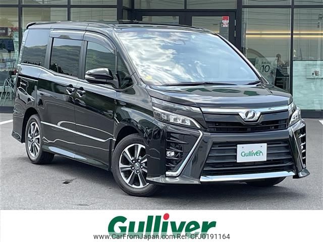 toyota voxy 2017 -TOYOTA--Voxy DBA-ZRR80W--ZRR80-0347168---TOYOTA--Voxy DBA-ZRR80W--ZRR80-0347168- image 1