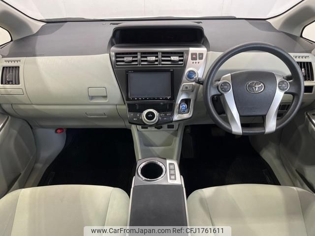 toyota prius-α 2013 CFJ1761611 image 2