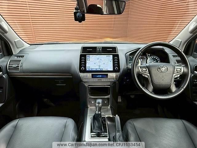 toyota land-cruiser-prado 2022 quick_quick_3BA-TRJ150W_TRJ150-0152942 image 2