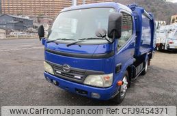 hino dutro 2010 CFJ9454371
