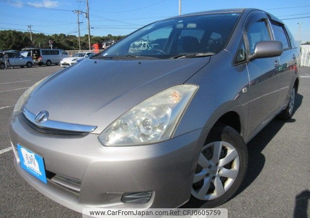 toyota wish 2005 REALMOTOR_Y2024120328F-12 image 1