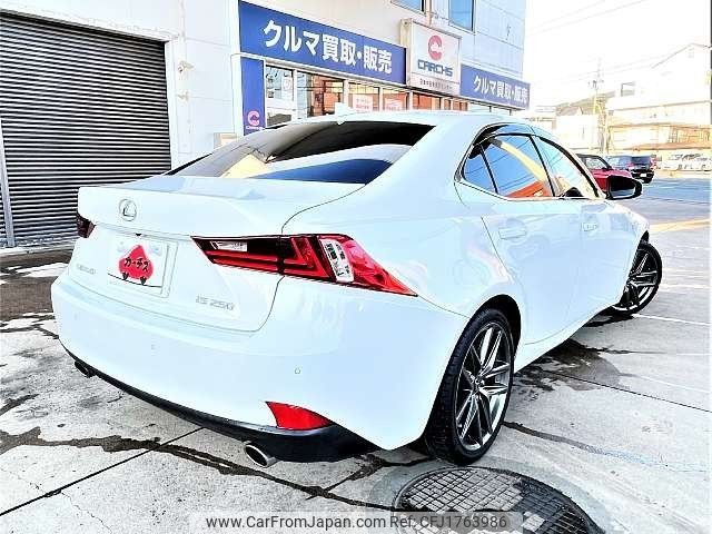 lexus is 2013 CFJ1763986 image 2