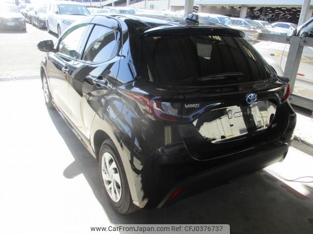 toyota yaris 2022 quick_quick_6AA-MXPH10_MXPH10-2090872 image 2