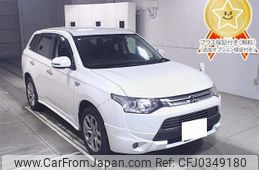 mitsubishi outlander-phev 2014 -MITSUBISHI 【名古屋 307ﾑ5411】--Outlander PHEV GG2W-0102576---MITSUBISHI 【名古屋 307ﾑ5411】--Outlander PHEV GG2W-0102576-