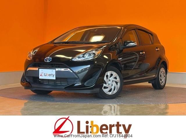 toyota aqua 2017 CFJ1644904 image 1