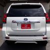 toyota land-cruiser-prado 2021 24411312 image 7