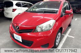 toyota vitz 2013 CFJ1717942