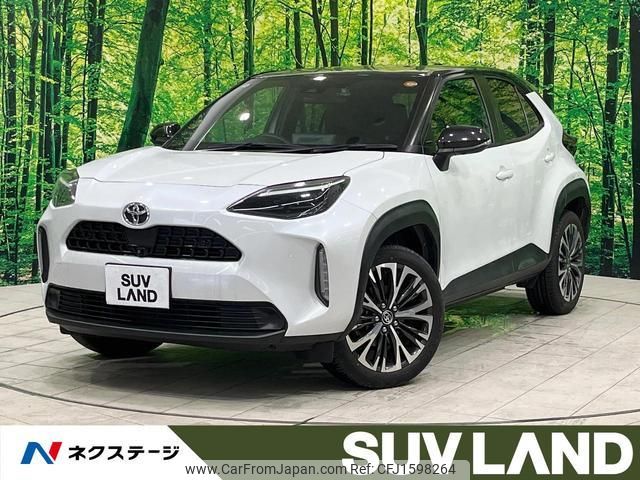 toyota yaris-cross 2023 CFJ1598264 image 1