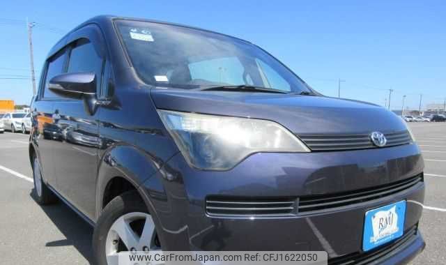 toyota spade 2012 CFJ1622050 image 1