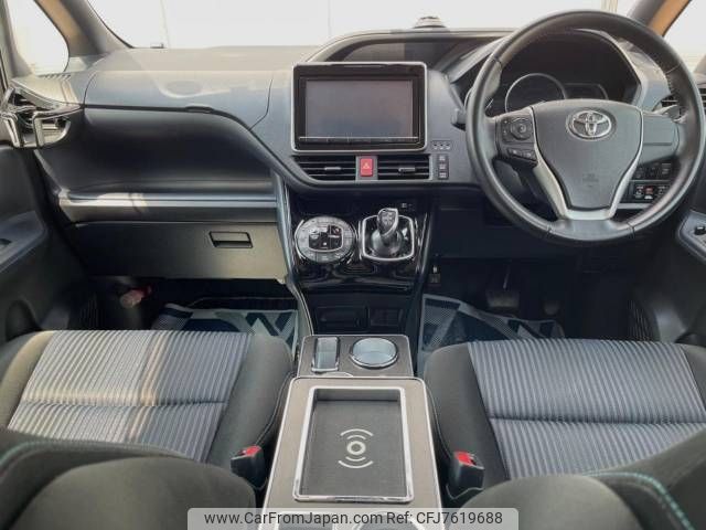 toyota voxy 2016 -TOYOTA--Voxy DAA-ZWR80W--ZWR80-0202542---TOYOTA--Voxy DAA-ZWR80W--ZWR80-0202542- image 2