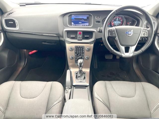 volvo v40 2014 quick_quick_MB5204T_YV1MZ6356E2030561 image 2