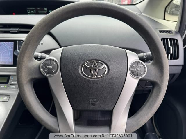 toyota prius 2013 quick_quick_ZVW30_ZVW30-5568443 image 2