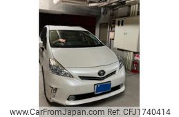 toyota prius-α 2012 CFJ1740414