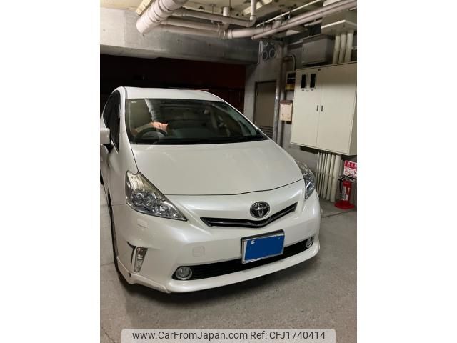 toyota prius-α 2012 CFJ1740414 image 1