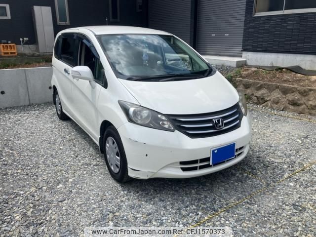 honda freed 2010 CFJ1570373 image 2