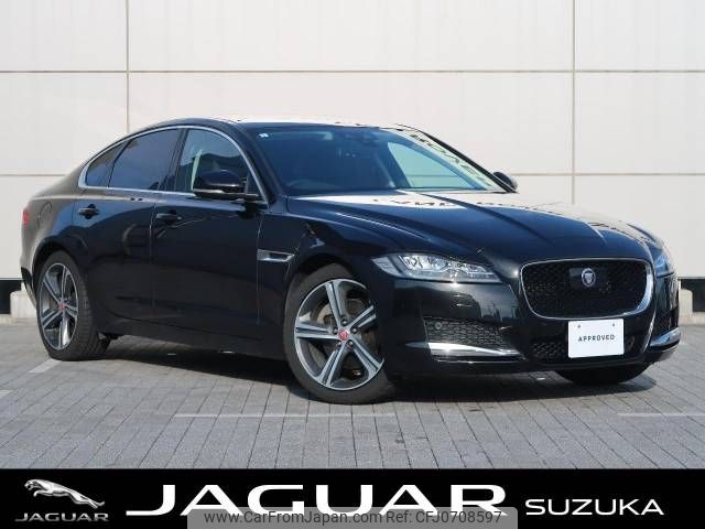 jaguar xf 2017 -JAGUAR--Jaguar XF Series CBA-JB2GA--SAJBB4AG4HCY40333---JAGUAR--Jaguar XF Series CBA-JB2GA--SAJBB4AG4HCY40333- image 1