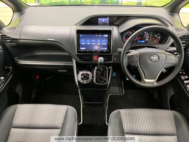 toyota voxy 2018 quick_quick_ZRR80W_ZRR80-0400842 image 2