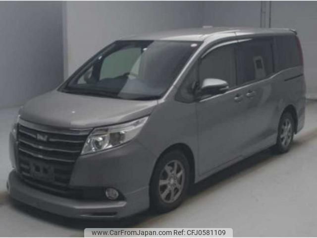 toyota noah 2015 quick_quick_DBA-ZRR85G_0043359 image 1