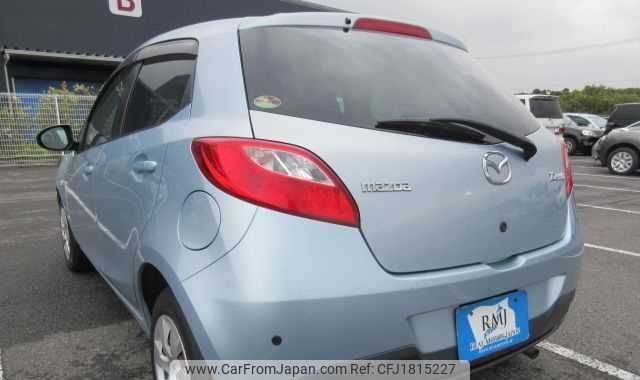 mazda demio 2010 CFJ1815227 image 2