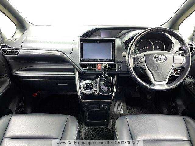 toyota esquire 2016 504928-928620 image 1
