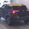 toyota yaris-cross 2020 CFJ1760867 image 2