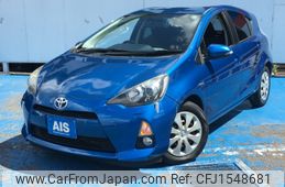 toyota aqua 2012 CFJ1548681