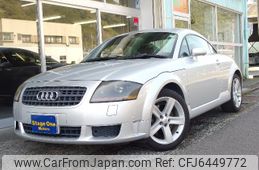 TTページ AUDI TT COUPE 1.8T S-LINE | 2006 | SILVER | 18000 km