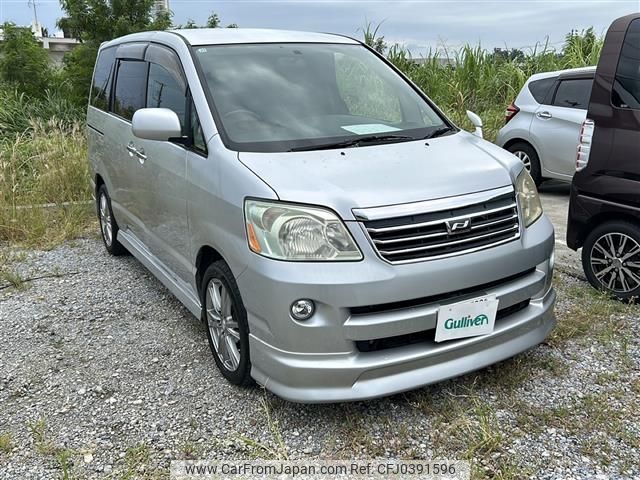 toyota noah 2005 -TOYOTA--Noah DBA-AZR60G--AZR60-0484319---TOYOTA--Noah DBA-AZR60G--AZR60-0484319- image 1