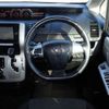 toyota noah-dba-zrr70w 2010 CFJ1656701 image 21