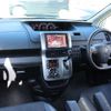 toyota voxy 2013 -TOYOTA--Voxy DBA-ZRR70W--ZRR70-0561069---TOYOTA--Voxy DBA-ZRR70W--ZRR70-0561069- image 2