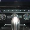 volkswagen passat-variant 2017 quick_quick_3CCZE_WVWZZZ3CZJE002806 image 16