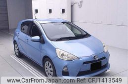 toyota aqua 2012 CFJ1413549