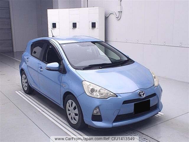 toyota aqua 2012 CFJ1413549 image 1