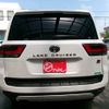 toyota land-cruiser-wagon 2024 CFJ1614814 image 12