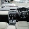 jaguar e-pace 2018 250425113452 image 19